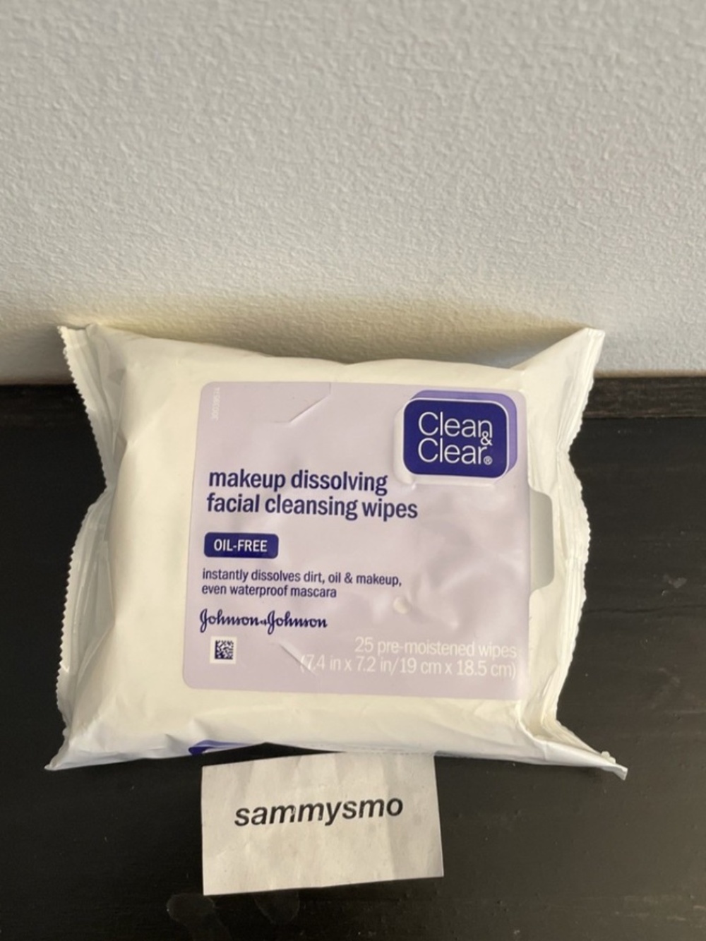 clean & clear makeup dissolving facial cleansing wipes 25 total